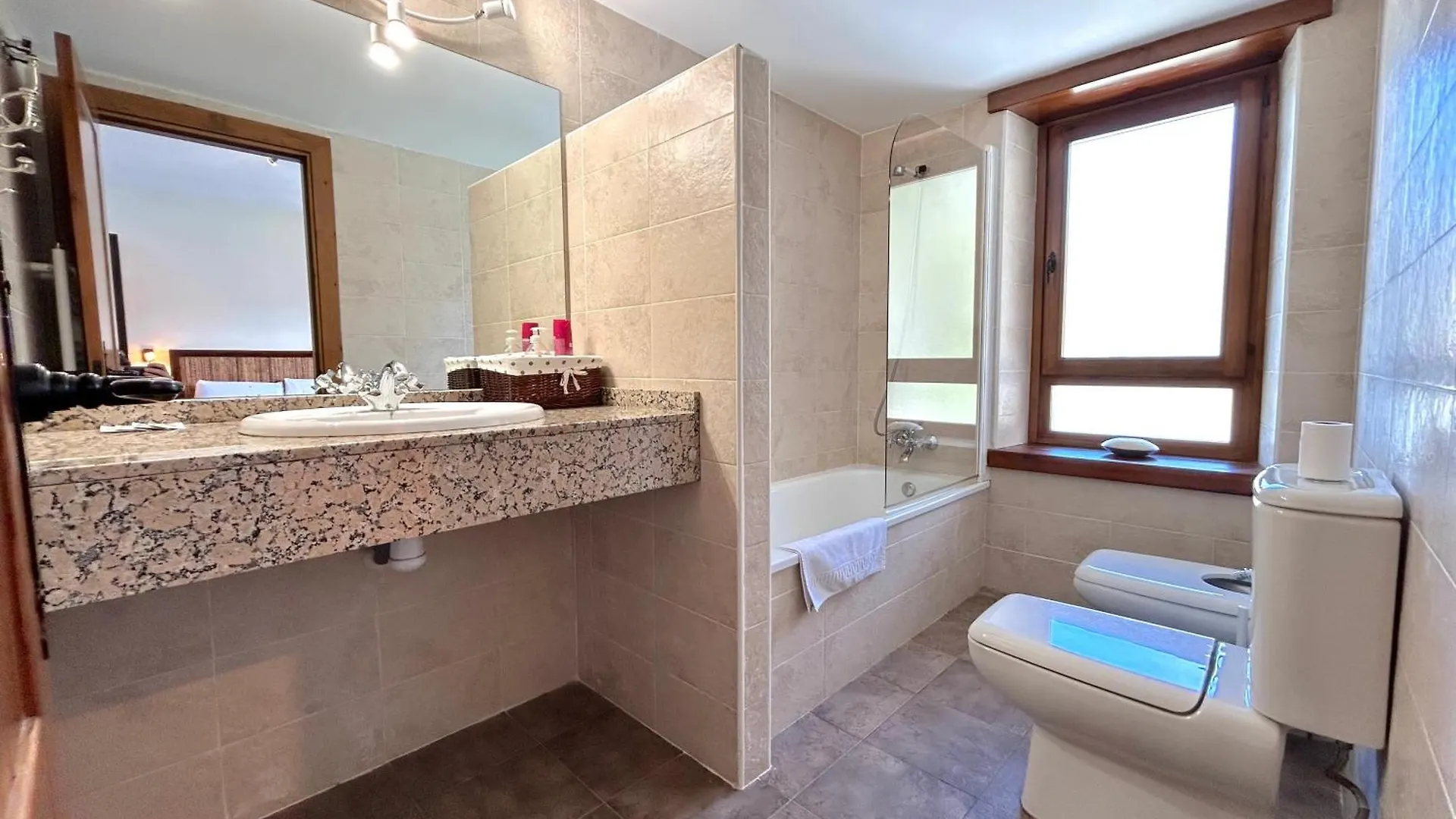 Appartement Apartament Lluminos De Muntanya By Rural D'Aneu Esterri d'Àneu Spanje